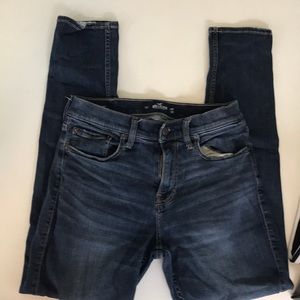 GUC Hollister Athletic Skinny Jeans 31x32